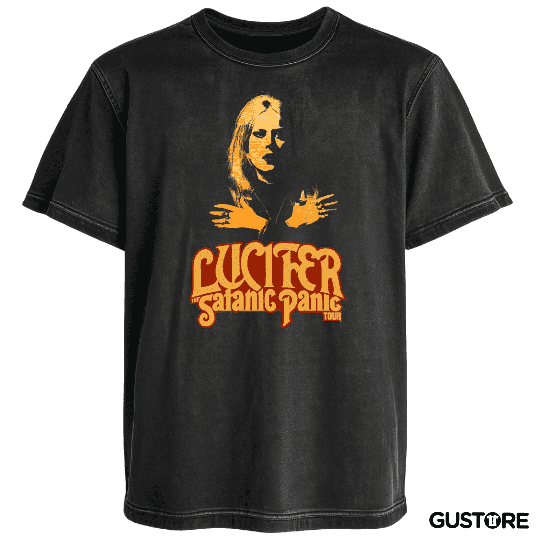 Polera desgastada Satanic Panic