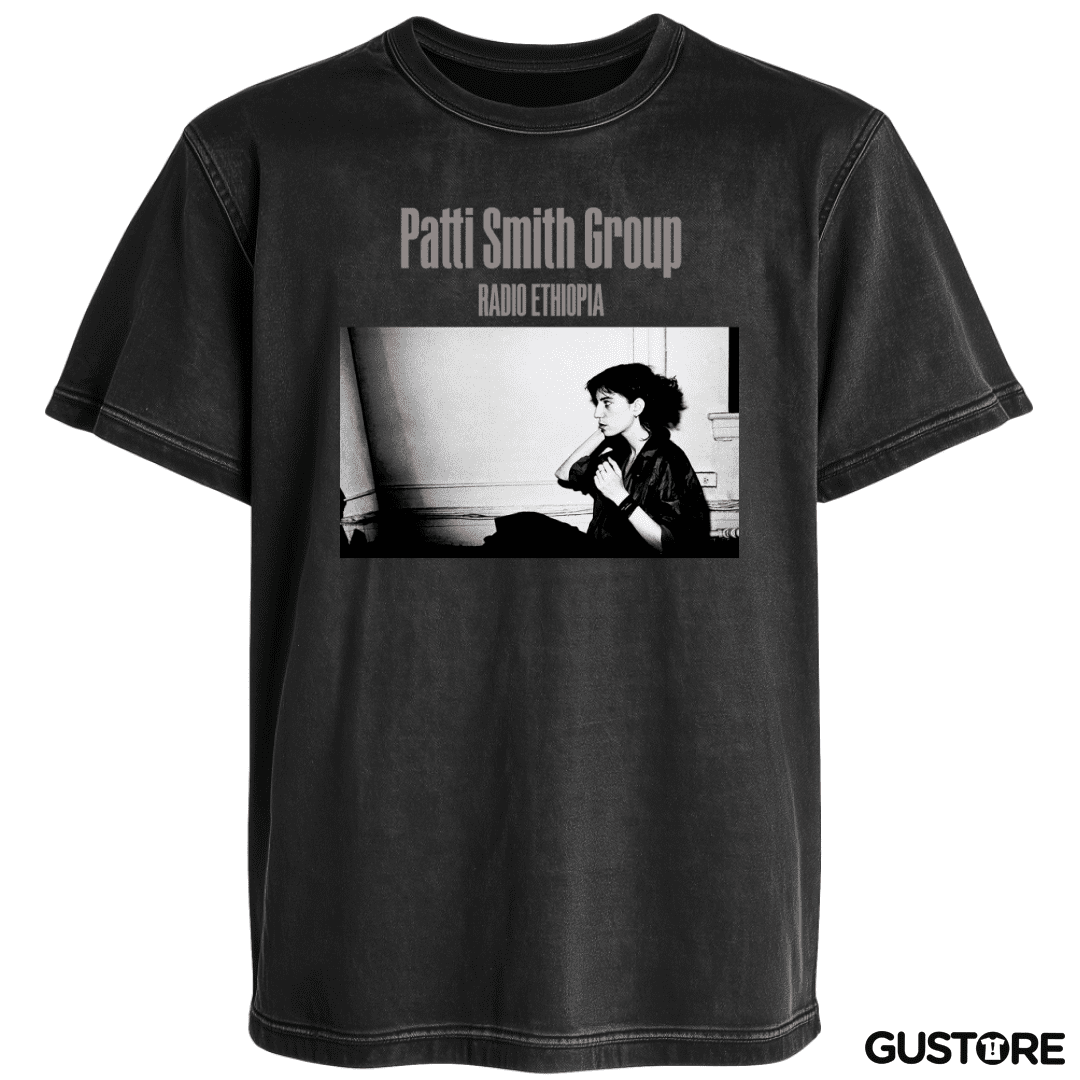 Polera desgastada Patti Smith Radio Ethiopia