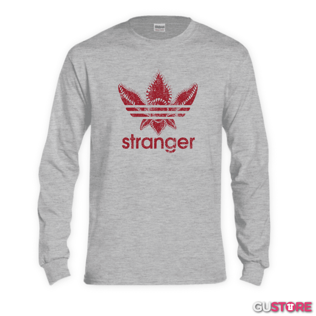 Polera manga larga Stranger 