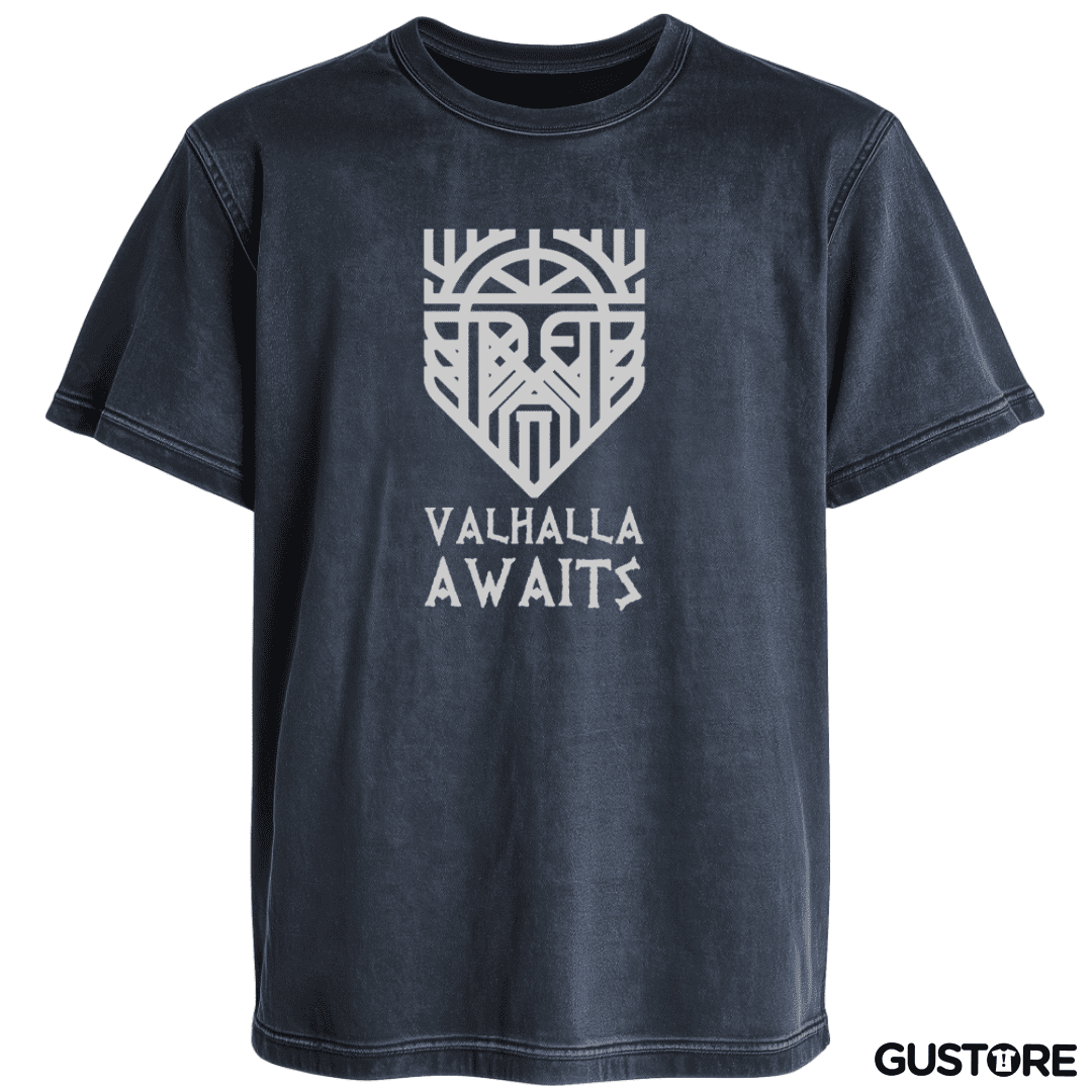 Polera desgastada Valhalla espera