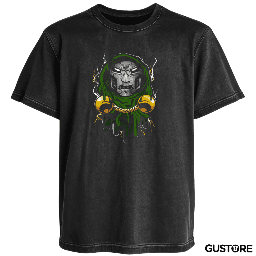 Polera desgastada dr.doom