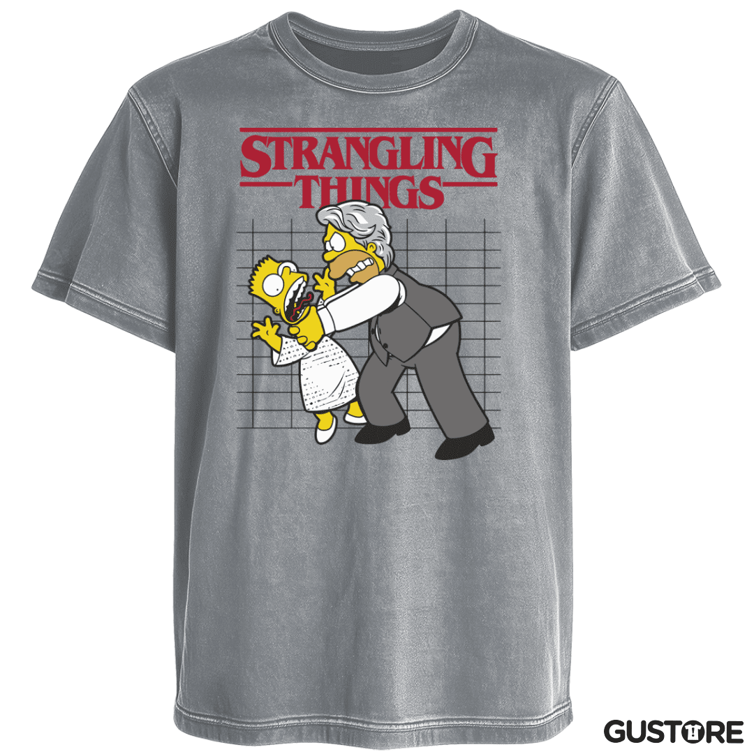 Polera desgastada Strangling Things