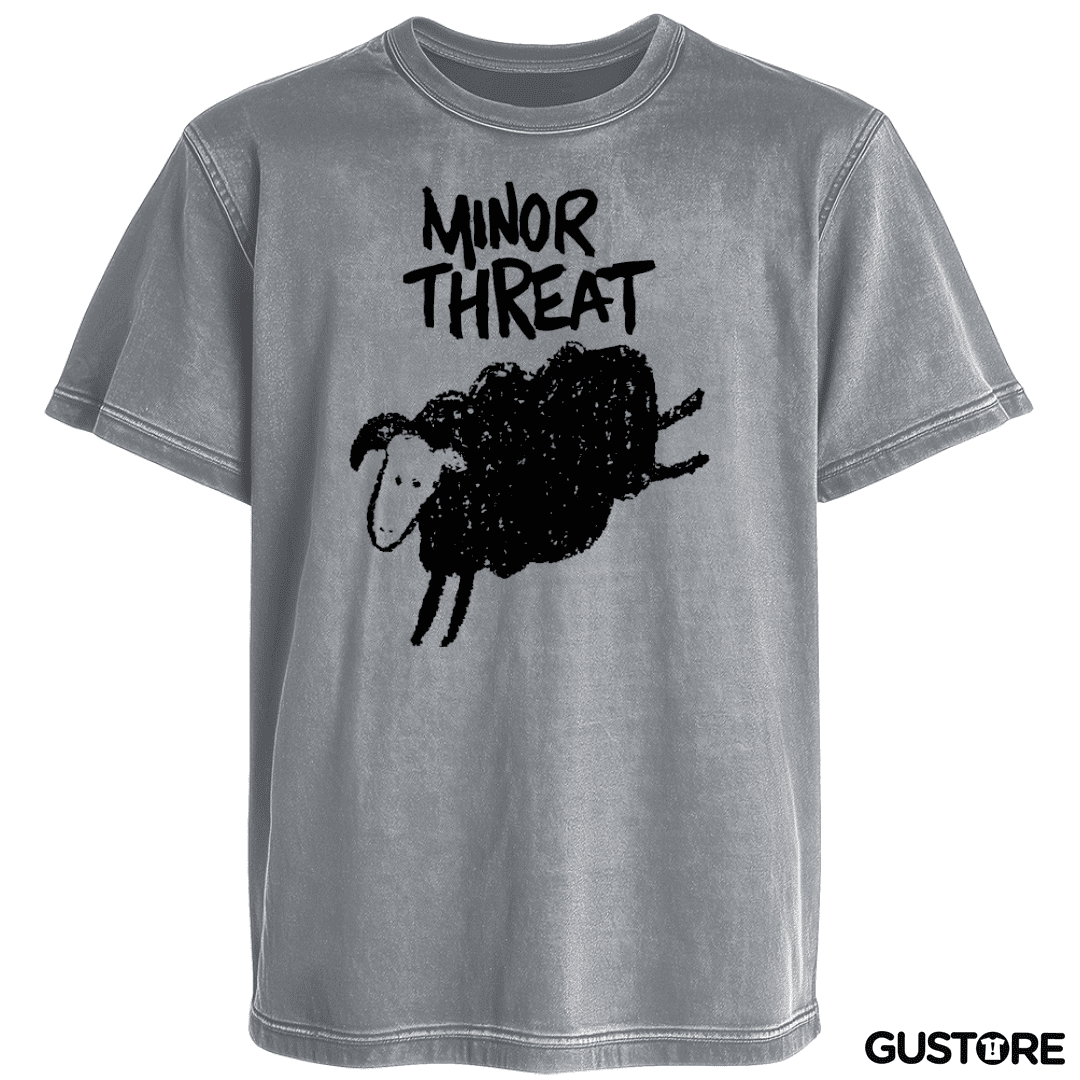 Polera desgastada Minor Threat 