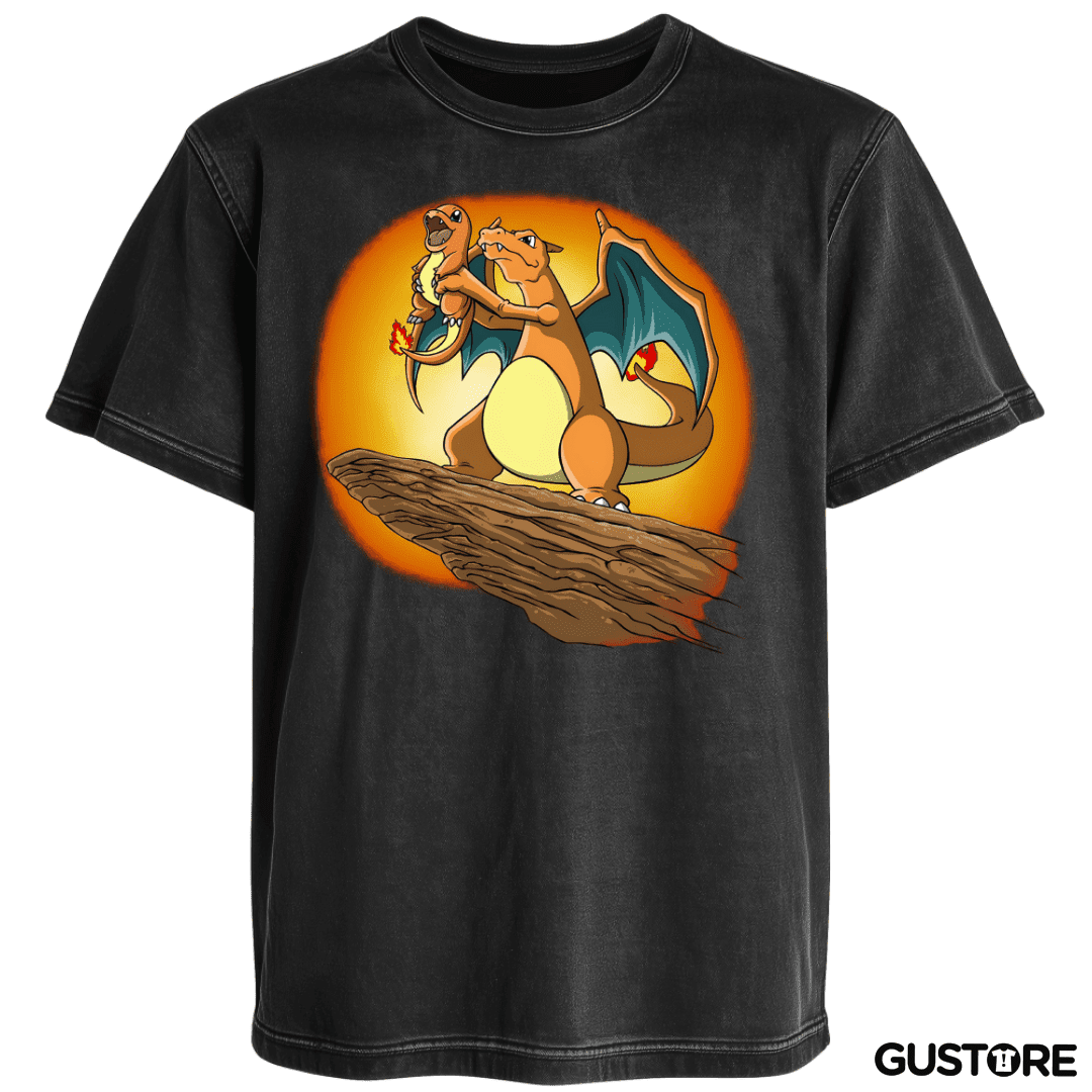 Polera desgastada King Charizard