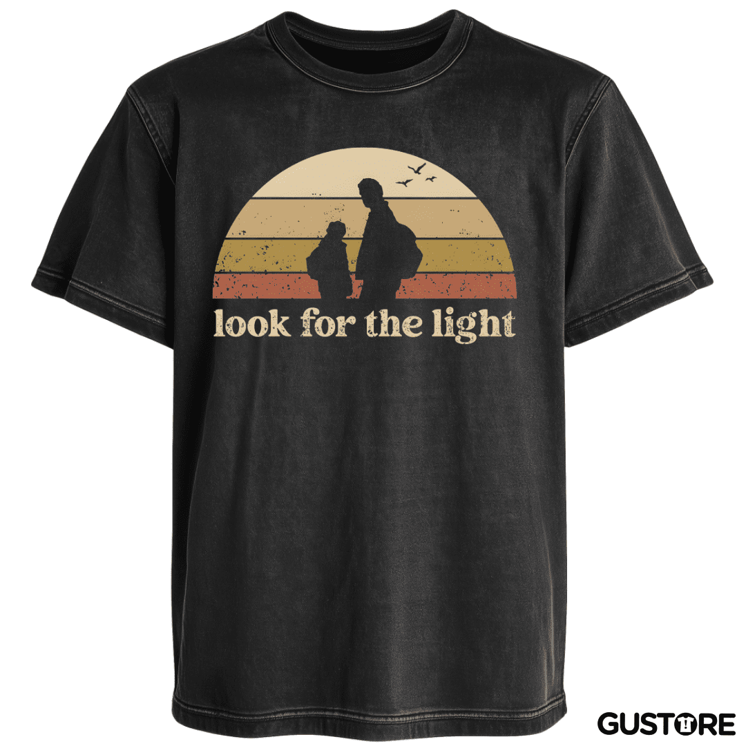 Polera desgastada Look For The Light Retro