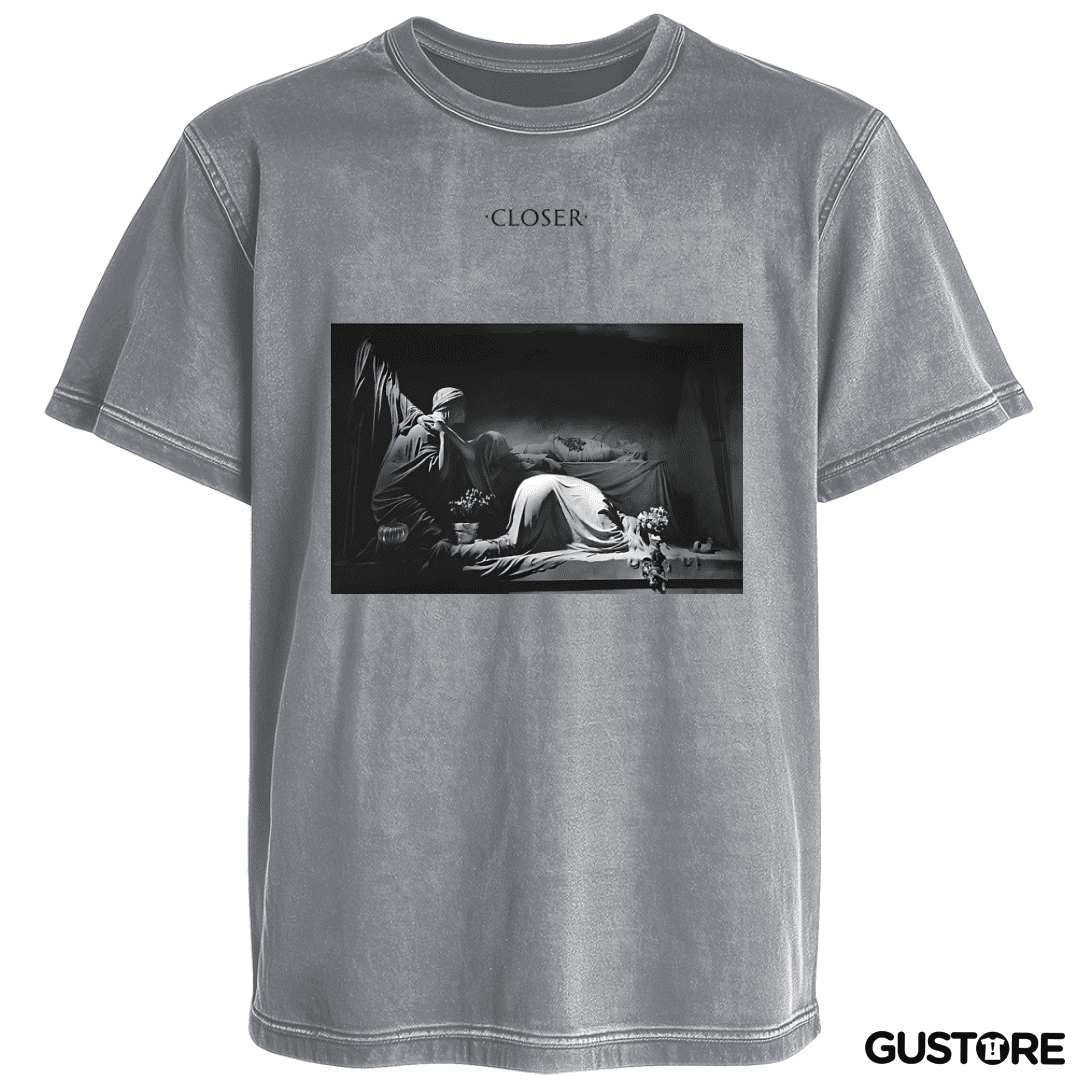 Polera desgastada Closer BW