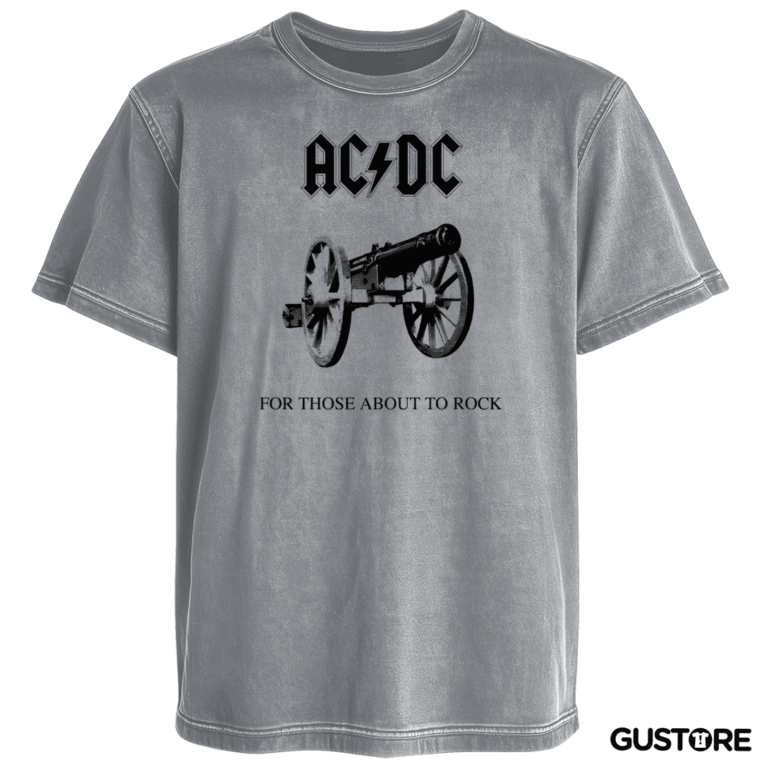 Polera desgastada For Those About to Rock